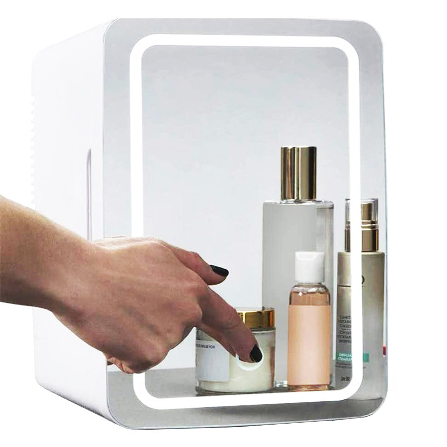 Beauty Stays Cool – Portable Cosmetic Fridge for Skincare Lovers